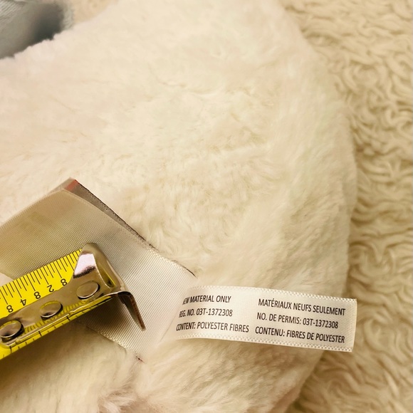 Cuddle Barn Animated Mother Goose 14" Reads aloud 5 Mother Goose Favorites - Picture 7 of 7